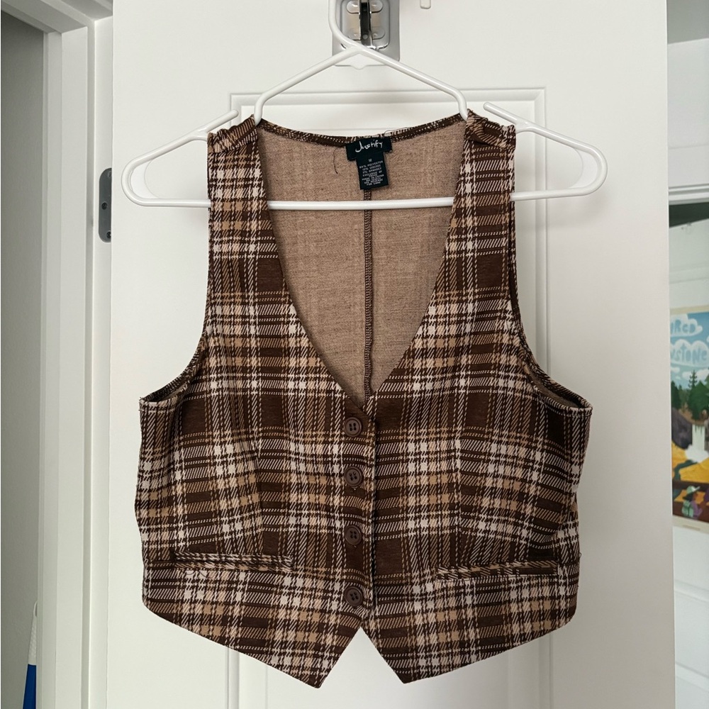 Justify Y2K Brown Plaid Button-Front Vest Top